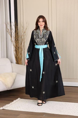 جلابية لينن بتطريز شك يدوي كرستالات