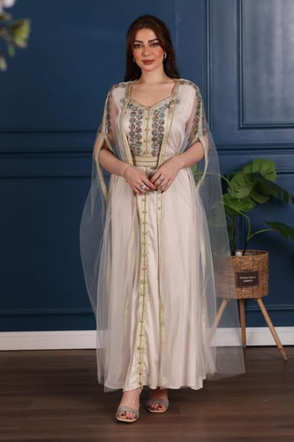 قفطان مغربي قطعتين من الساتان والتل المطرز بالكرست...