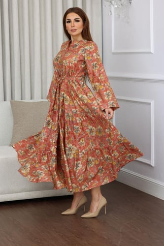 جلابية قطن موردة بتطريز خفيف في الصدر