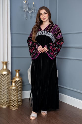 جلابية مخمل بأكمام مخمل مورد وجميل