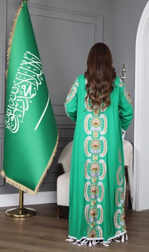 جلابية لينن بنقوشات جميلة - موديل عباية مفتوحة