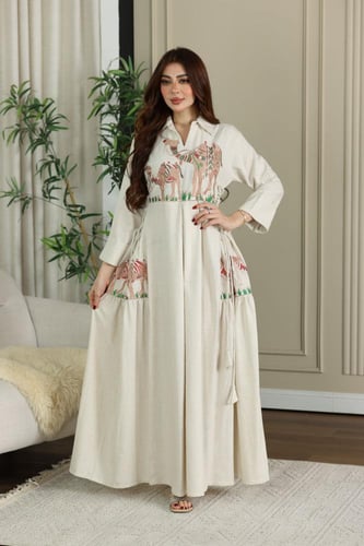 جلابية لينن بنقوشات الجمال العربية بإضافة ربطة من...