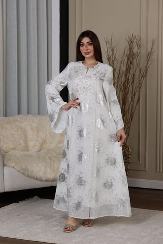 جلابية لينن خيش مبطنة بتطريز في الصدر