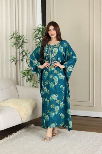 جلابية رايون قطن ( فراشة ) بتطريز خفيف في الصدر