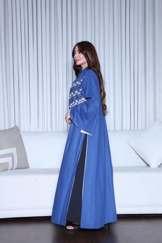 جلابية لينن قطعتين مطرزة في الصدر – أناقة عملية بأ...