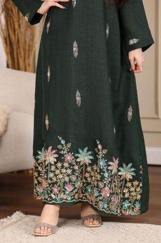 جلابية كويتية لينن بتطريز شك يدوي في الاسفل