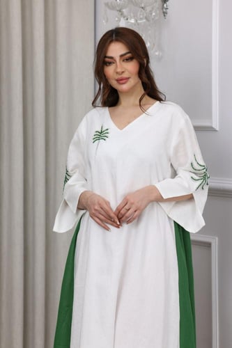 جلابية لينن بتطريز شك في الصدر و الاكمام