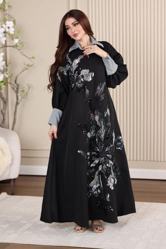 جلابية باربي برقبة قلاب وكلفة مطرزة واكمام واسعة