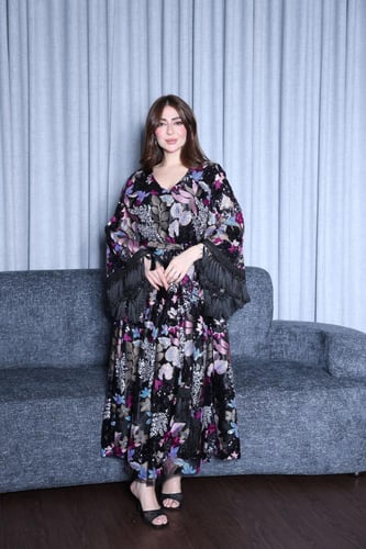 جلابية بتطريز ترتر لامع – بألوان أورنج وموف