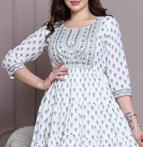 جلابية قطن موردة وقصيرة