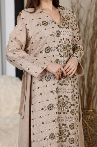 جلابية لينن قطعتين كويتية مطرزة بربطة جانبية