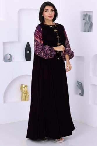 جلابية مخمل بتطريز شك يدوي و اكمام شالكي شيفون