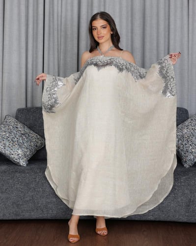 جلابية لينن سهرة بأكتاف مفتوحة