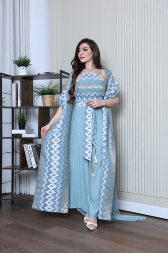 طقم افرول جميل مع شال طويل ابيض وذهبي متصل بتل في...