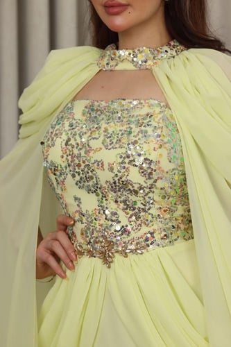 فستان جورجيت ملكي قطعتين بتطريز ترتر في الصدر