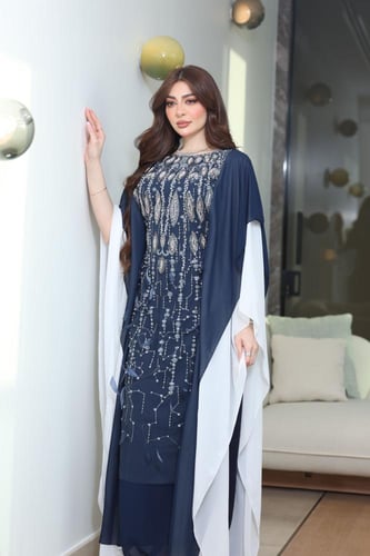 جلابية شيفون بلونين وكلفة مطرزة