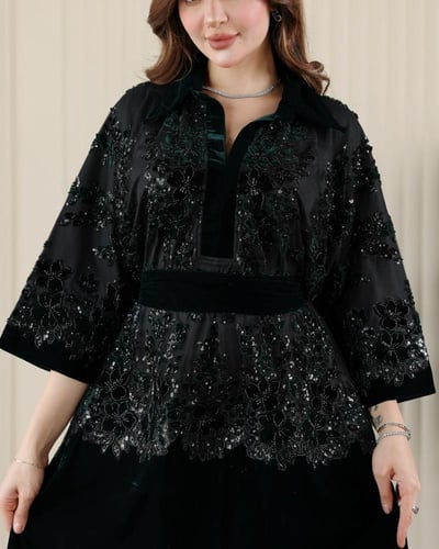 جلابية مخمل ممزوجة بخامة التل المطرز