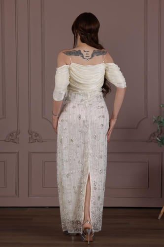 فستان اورجنزا وتل مطرز