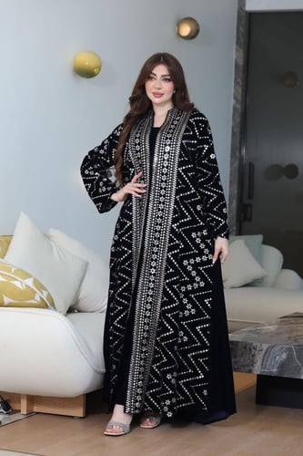 جلابية مخمل قطعتين بتطريز كمبيوتر