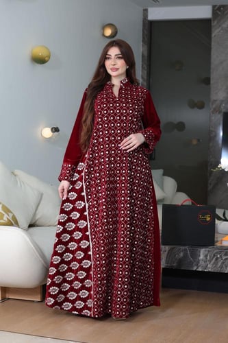 جلابية مخمل بتطريز كمبيوتر