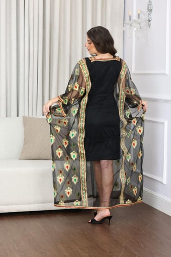 جلابية ( نشل ) بالتل والتطريز الذهبي