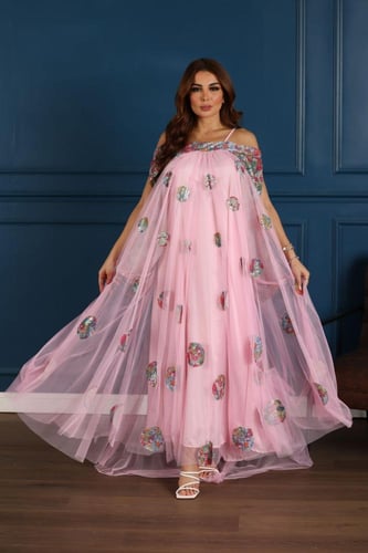 فستان تل بأكمام واسعه من الترتر