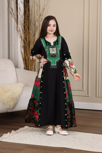 جلابية بناتية بتطريز عسيري وتداخل الكلفة الجنوبية...