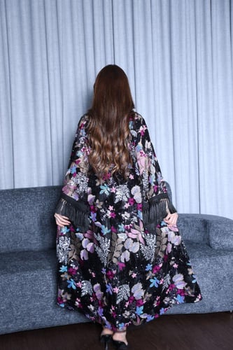 جلابية بتطريز ترتر لامع – بألوان أورنج وموف