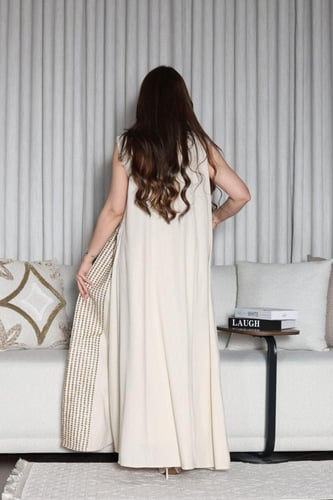 جلابية لينن كت قطعتين بتطريز فخم