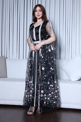 جلابية قفطان مطرزة وبطانة ساتان – فخامة وأناقة لكل...