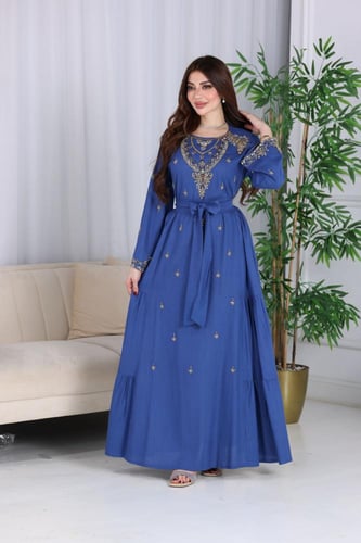 جلابية لينن بتطريز شك يدوي فاخر و كسرات في الجوانب