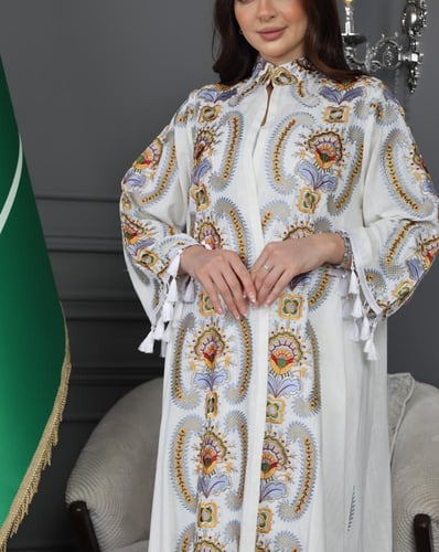 جلابية لينن بنقوشات جميلة - موديل عباية مفتوحة