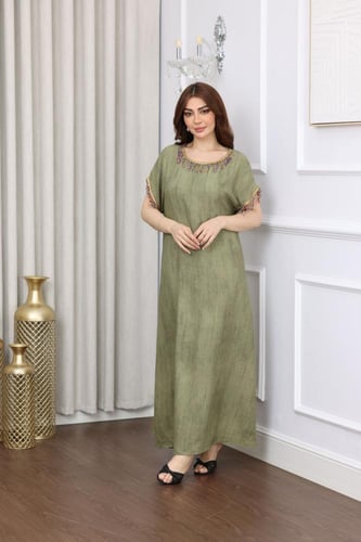 جلابية بصورة الهوية الوطني في الظهر