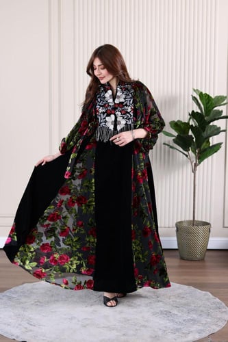 جلابية مخمل بتطريز كمبيوتر وهدب ممزوجة بخامة القطي...