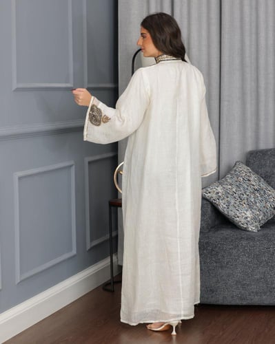 جلابية لينن مبطنة بتطريز شك و كرستال