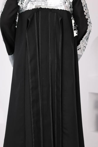 جلابية لينن قطعتين بتدخيلات الترتر وفتحة في الظهر