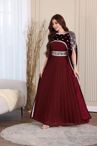 جلابية مخمل بتطريز شك يدوي قطعتين