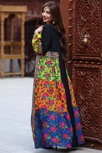 جلابية كريب بحريني قطعتين ممزوجة بقماش الشالكي الم...