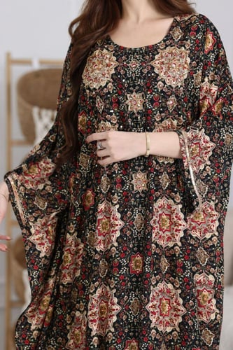 جلابية رايون قطن ( فراشة ) بتطريز خفيف في الصدر