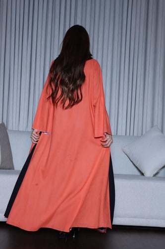 جلابية لينن قطعتين مطرزة في الصدر – أناقة عملية بأ...