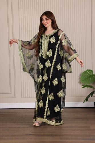 جلابية ( نشل ) بالتل والتطريز الذهبي