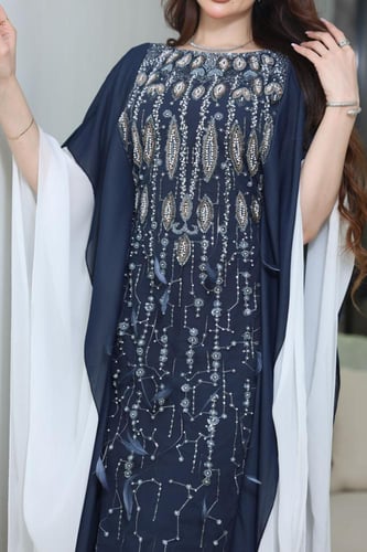 جلابية شيفون بلونين وكلفة مطرزة