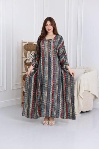 جلابية رايون قطن ( فراشة ) بتطريز خفيف في الصدر