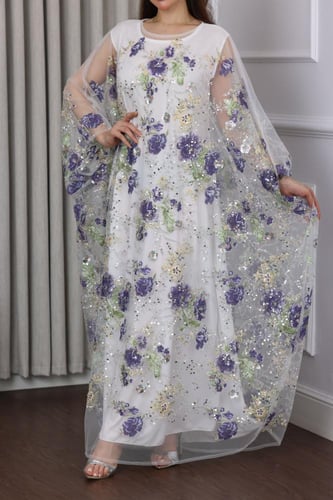 جلابية فراشة بخامة التل المطرز بالورود وبطانة