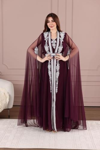 جلابية قفطان قطعتين فراشة بتطريز عريض في الصدر و ب...