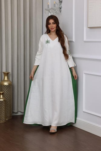 جلابية لينن بتطريز شك في الصدر و الاكمام