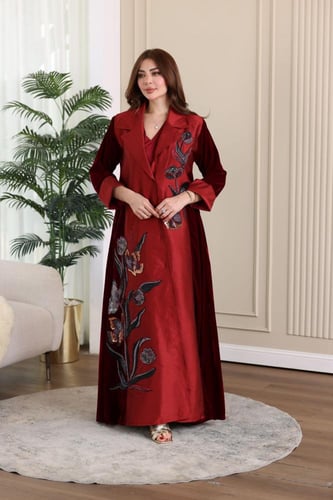 جلابية مخمل قطعتين بكلفة موردة في الامام والخلف