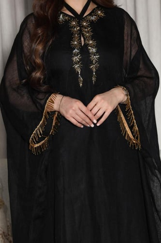 جلابية لينن خيش فراشة بتطريز راقي في الاكمام والصد...