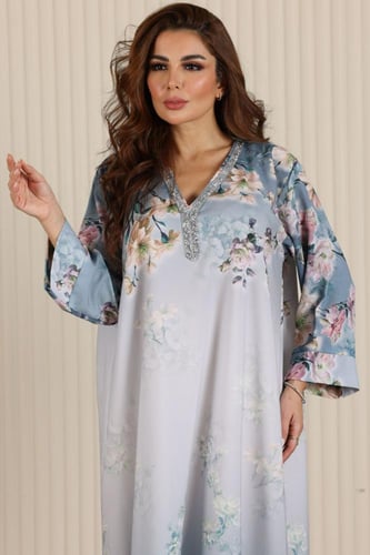 جلابية روز مطرزة وأنيقة