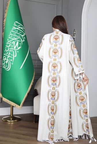 جلابية لينن بنقوشات جميلة - موديل عباية مفتوحة